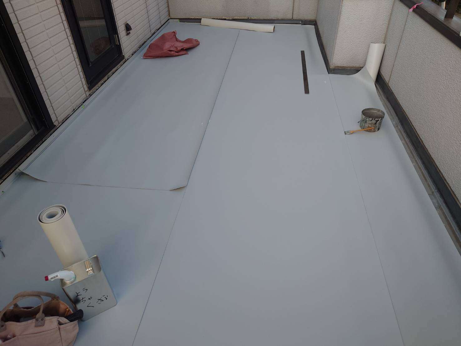 【防水・シーリング工事】小さな剥がれが雨漏りの原因に…外壁・ベランダの総合メンテナンス（市川市・浦安市）