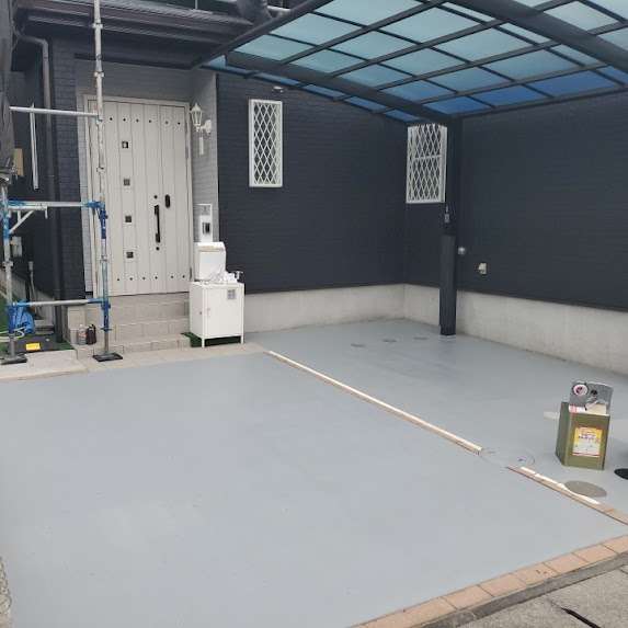 【駐車場の床塗装】見た目も機能もワンランクUP！✨